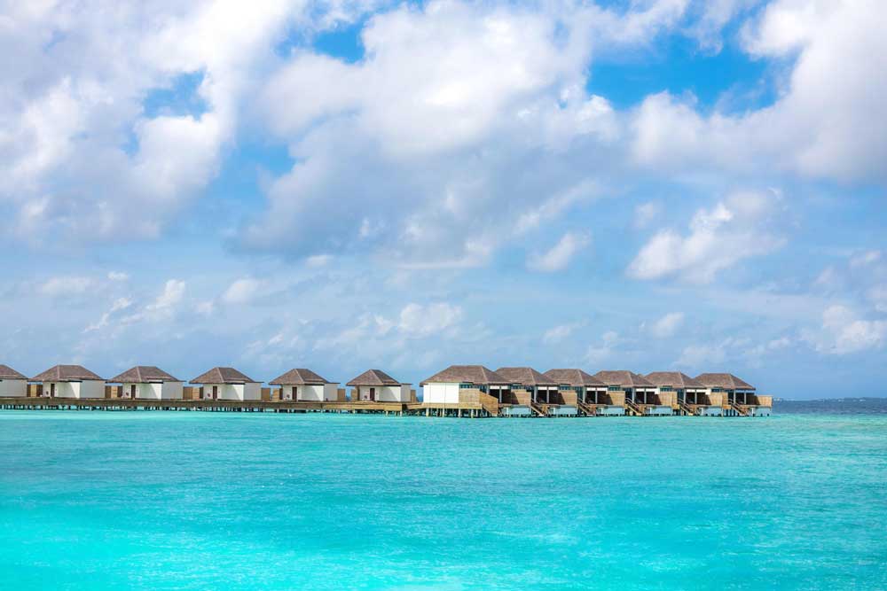 dusitd2-feydhoo-maldives-overwater-pool-villa