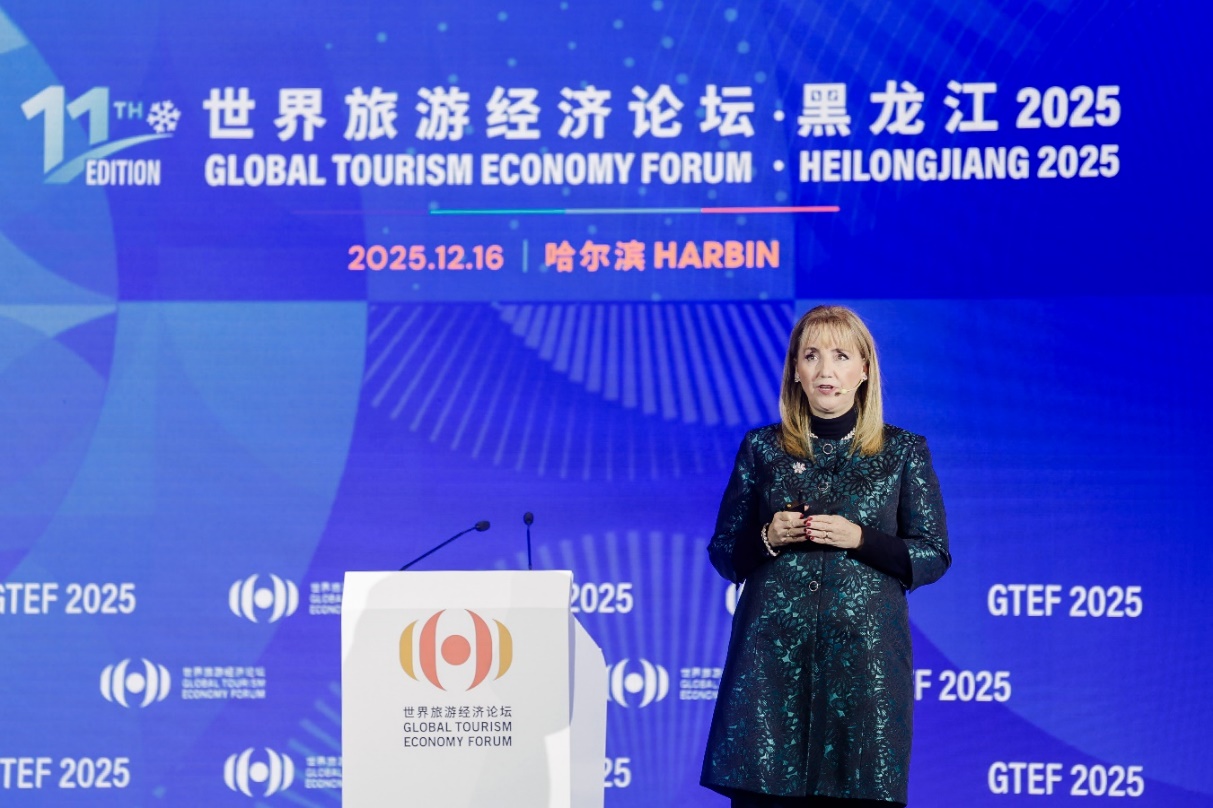 图片包含 日历 AI 生成的内容可能不正确。