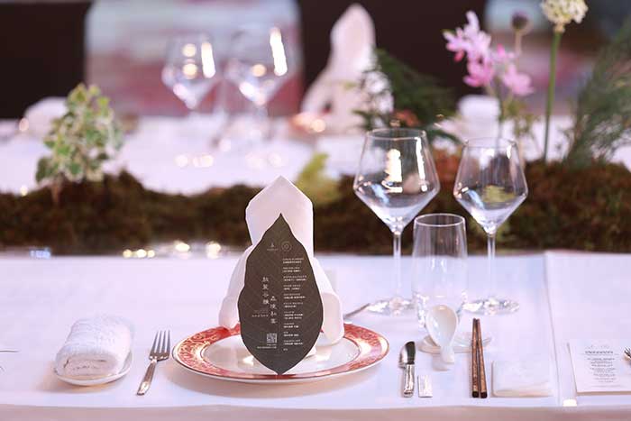 敖鲁古雅·瑟宾大宴会厅-森林主题晚宴