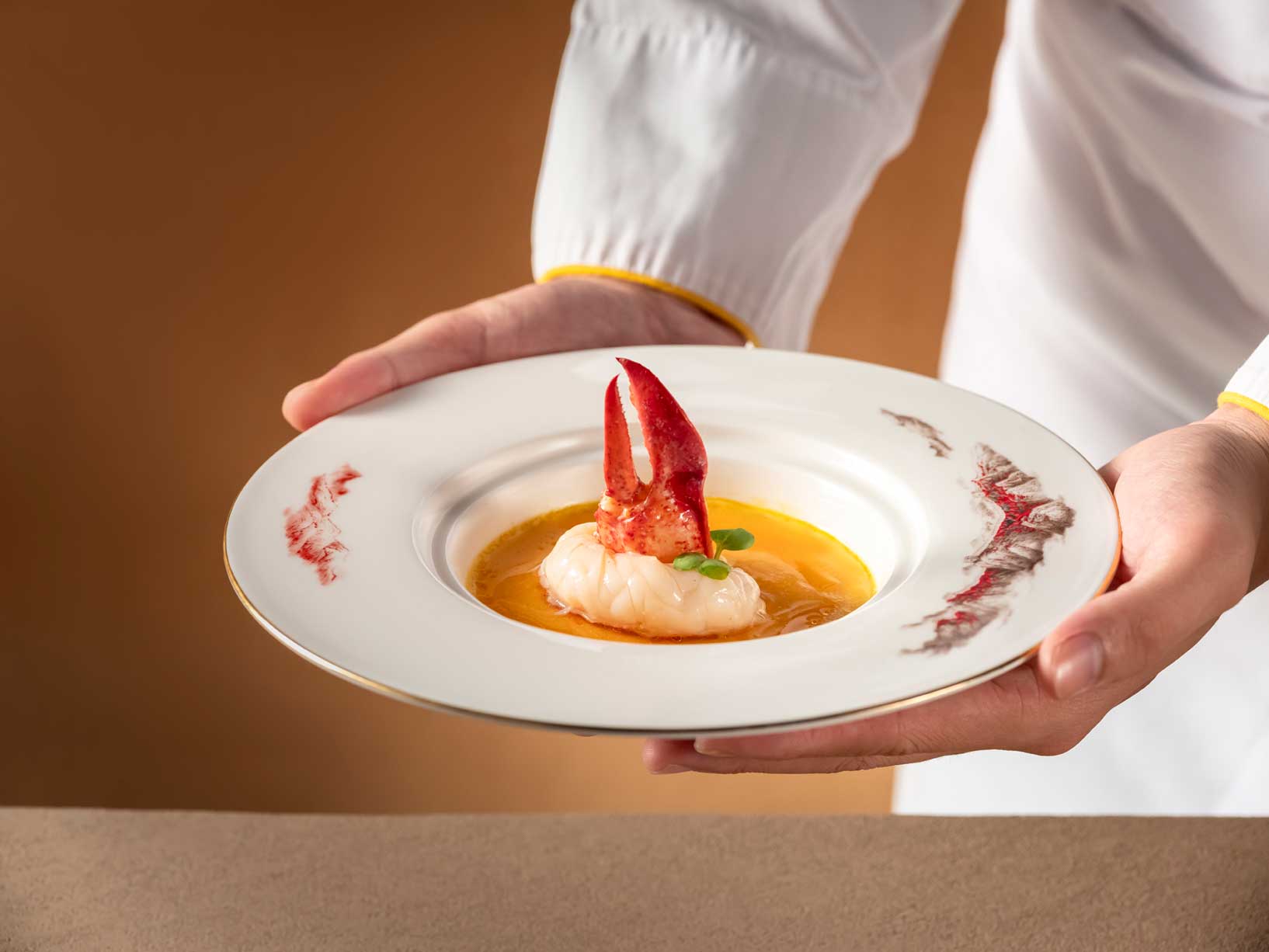 陈年花雕芙蓉蒸波士顿龙虾