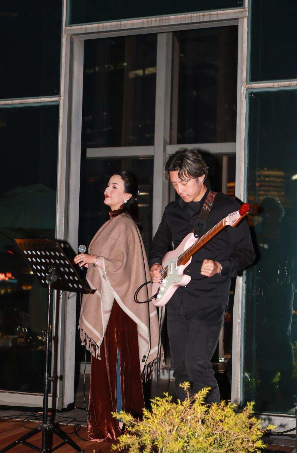 437cd1e975c8370b1b6c19bef170de92